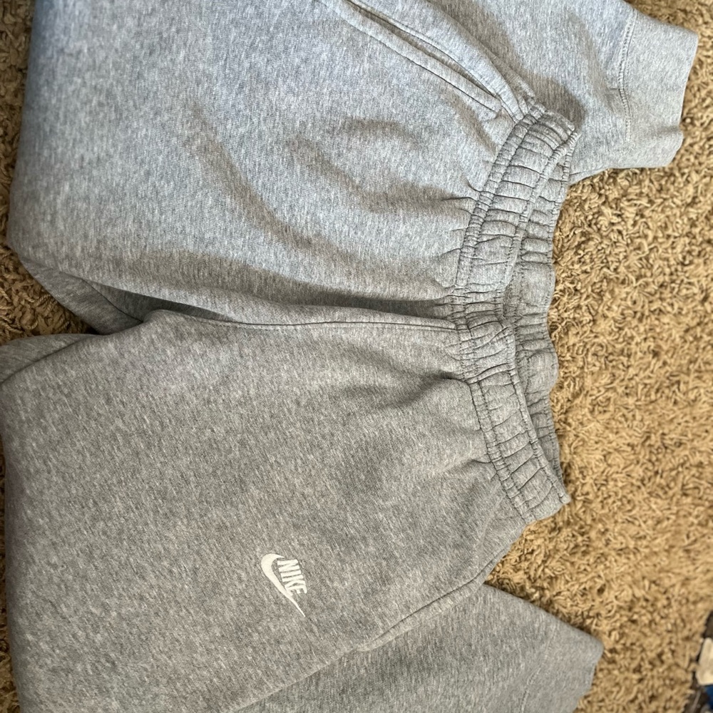 Nike Men's Small Gray Sweatpants